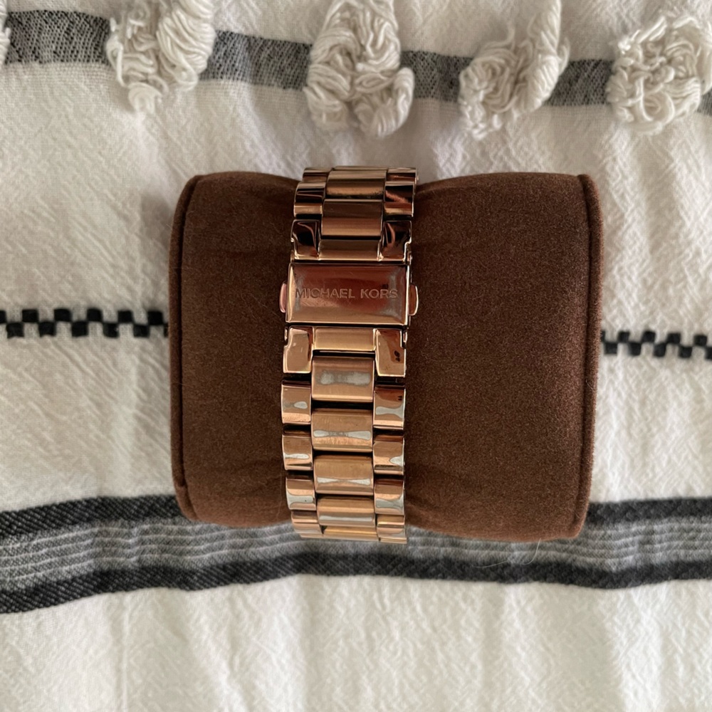 Mk watch - Picture 4 of 5